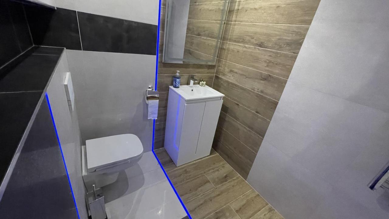 #1 Tgha Luxury Studio Apartment In Athlone Eksteriør bilde