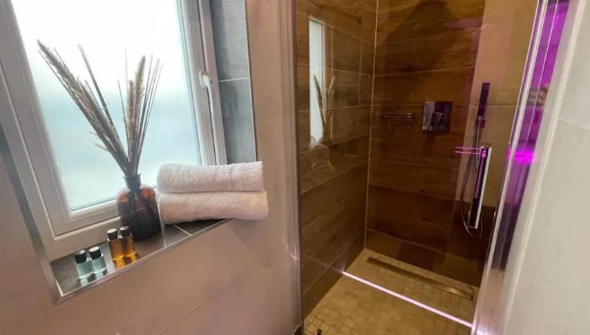 #1 Tgha Luxury Studio Apartment In Athlone Eksteriør bilde