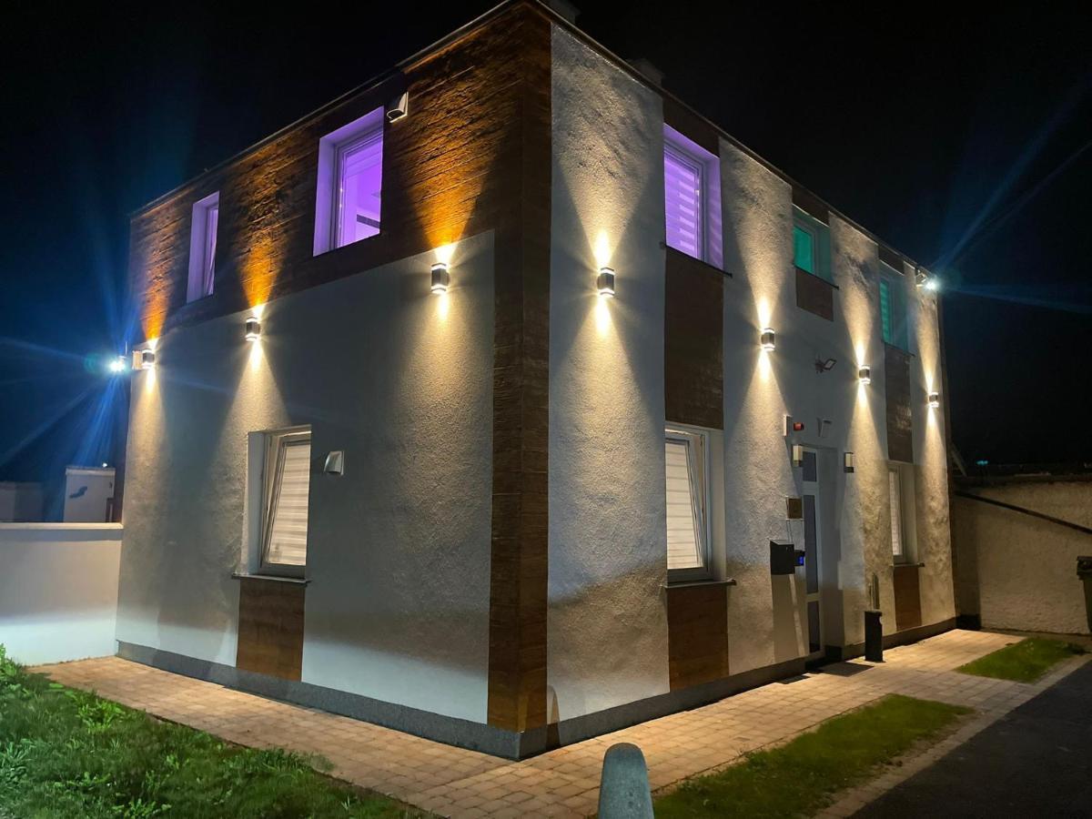 #1 Tgha Luxury Studio Apartment In Athlone Eksteriør bilde